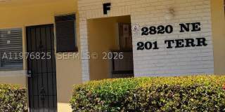 2820 NE 201st Ter Gallery 2