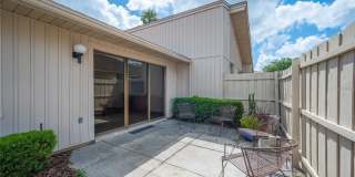 4231 OAK Loop Gallery 25