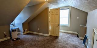 Southside Flats 3 bedroom! Central AC! Washer and Dryer Included! Available 8/21 Gallery 13