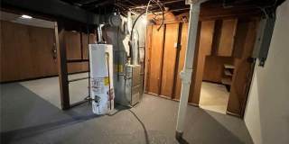 11909 Homestead Avenue Gallery 16