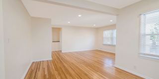 BEAUTIFUL REMODEL Completely Updated SS Appliances Included! Gallery 1