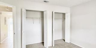 2552 W Bird St Gallery 4