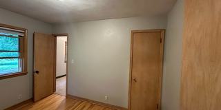 3 Bedroom Home in South Saint Paul Gallery 8