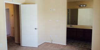 !! JUST REMODELED HOME AVAILABLE TODAYYY !! Gallery 3
