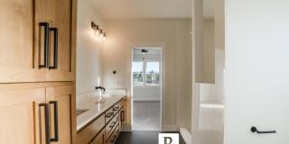 East Medford Cedar Links Living Gallery 13