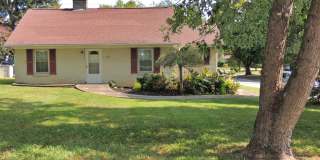COMING SOON!   Available now Beautiful 3 Bedroom in ALCOA! Gallery 1