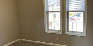 Bristol Square Apartments Gallery 108