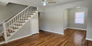 124 S Franklin Boulevard Gallery 5