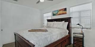 1919 W Earll Drive Gallery 28