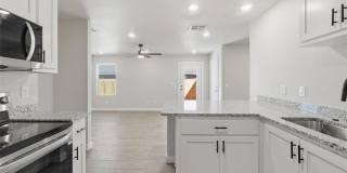 2892 Glennster Street Gallery 13