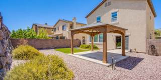Beautiful 3 Bed 2.5 Bath home in Tuscany community! Gallery 25