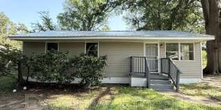 2724 Lee Avenue Gallery 1
