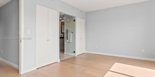 1055 99th St Gallery 13