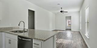 Two year old 3 bedroom available for Lease in Hunters Trace! Gallery 11