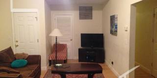 Nice 4 bed steps from BU Gallery 4