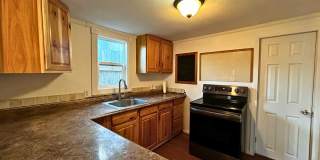 3 bedroom/1 bathroom Single-Family Home for Rent Gallery 6
