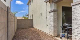 3746 E EARLL Drive Gallery 36