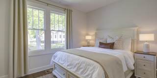 1613 South Mint Street - A Gallery 6