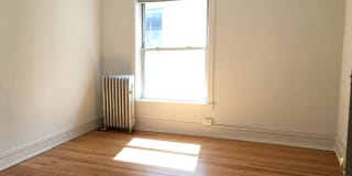 5300-5308 S. Hyde Park Boulevard Gallery 22