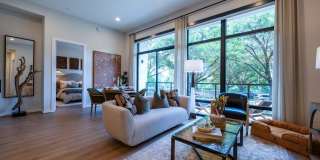 Encore Lakeside Gallery 41
