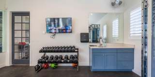 Flexible lease options! Spacious Townhome in Washington Gallery 29