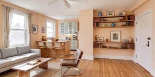 3600 CONNECTICUT Avenue NW Gallery 15