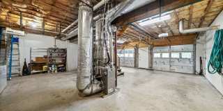Pet Friendly Three Bedroom! Gallery 32