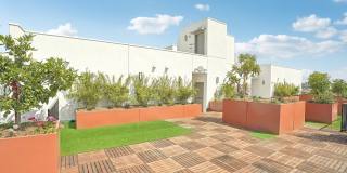 1350 W Court Gallery 14