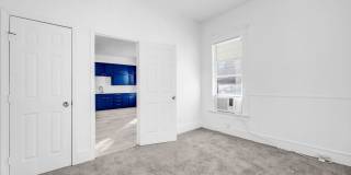 526 W Munson Gallery 25