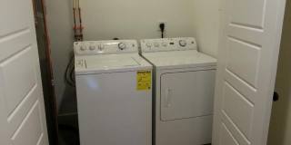 Nice 3 bed in the heart of Allston Gallery 8