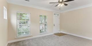 Beautifully maintained 3-bedroom, 2-bath townhome in Nashville’s highly desirable Lennox Village Beautifully maintained 3-bedroom, 2-bath townhome in Nashville’s highly desirable Lennox Village Gallery 11