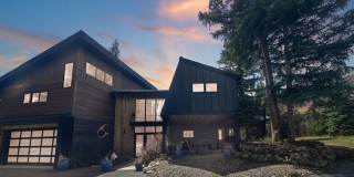 Studio Apartment on Wellington in Breck!  Utilities included.  Year Lease Gallery 3