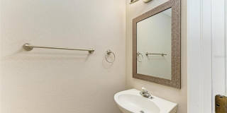 3047 POINTEVIEW DRIVE Gallery 37