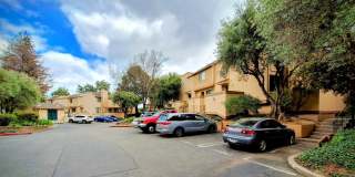 Remodeled 3bd 3-Story Townhouse With Attached Garage Remodeled 3bd 3-Story Townhouse With Attached Garage Gallery 44