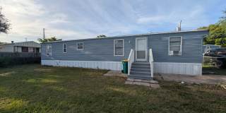 2Bedroom /1.5 Bath Mobile in Mims Nicely Updated Gallery 1