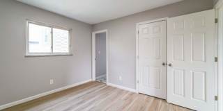 1075 Oak Street Gallery 11