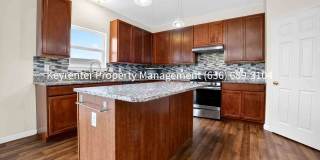 Beautiful 4BR Home in Charlestowne Place Gallery 5