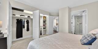 Richmond Square Apartments Gallery 10
