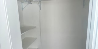 8th Street Apartments Gallery 24