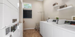 Columns on Wetherington Apartments Gallery 27