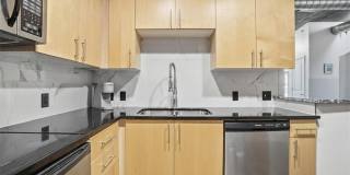 923 Peachtree Street NE Gallery 8