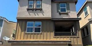 Beautifully Upgraded Single-Family Home for Rent Gallery 1