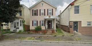 Charming 2BR Apartment in Green Island Gallery 1