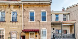 2 bedroom townhome in Bloomfield! Gallery 1