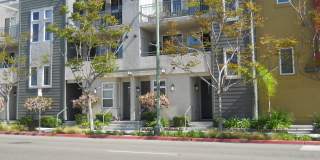 Beautiful 2 bedroom 2 bath town home plus office in the heart of Escondido Gallery 1