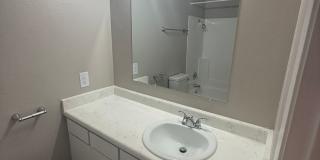 Garden View Gallery 30