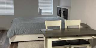 24 WARREN Street unit: 1 Gallery 7