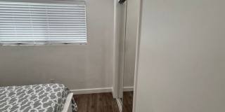 2275 Grand Ave Gallery 21