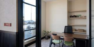 120 & 220 Bend Gallery 38