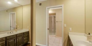 Nice Scottsdale Home 2 bedrooms 2 baths! Gallery 15